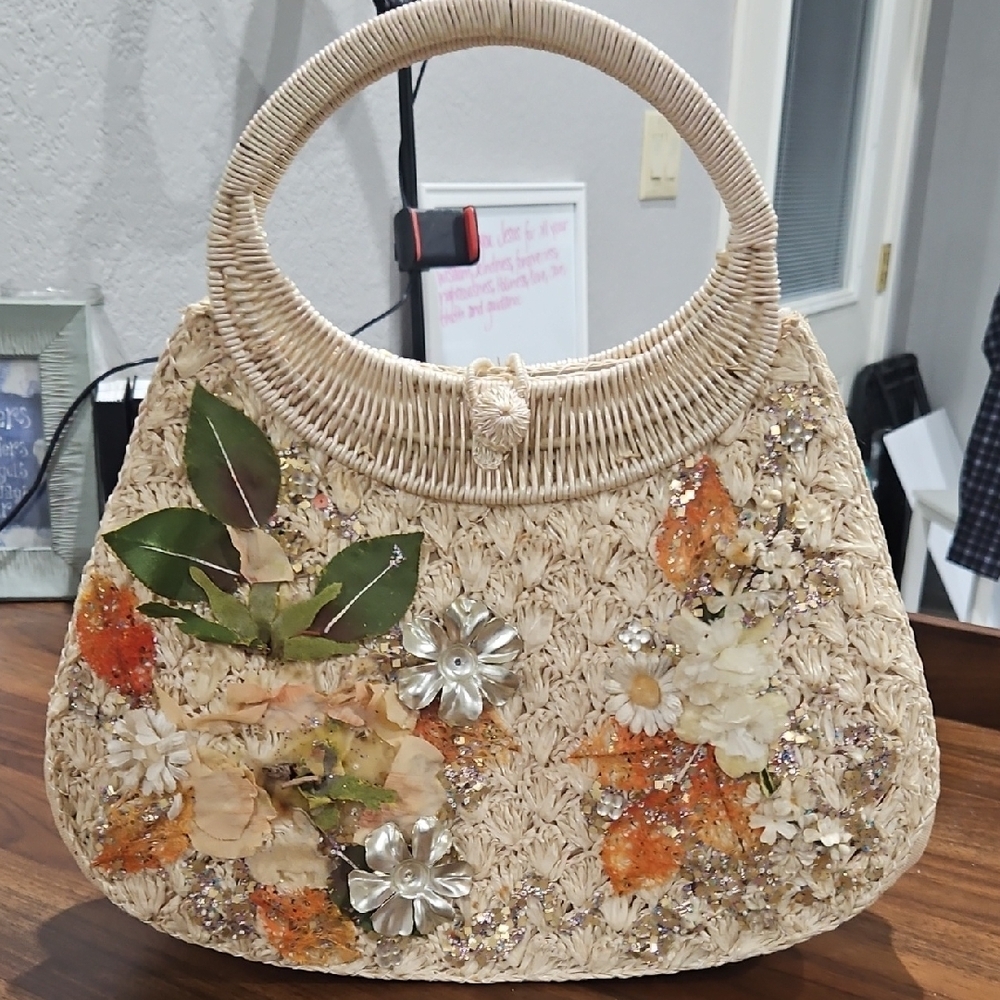 Chic Floral Embellished Woven Shoulder Bag - Picture 1 of 15